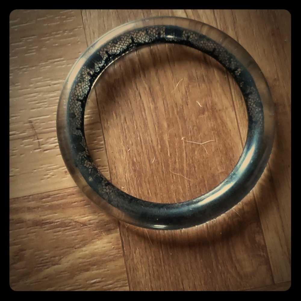 VS Bangle